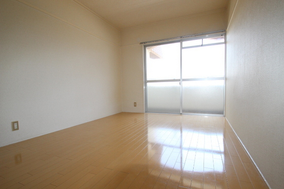 居室・リビング　※掲載写真は同マンション別部屋参考写真となります。掲載情報と