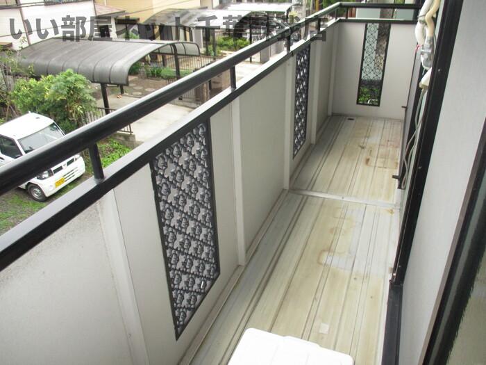 バルコニー　バルコニーがあります