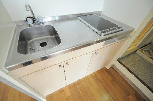 キッチン　備品や設備仕様は号室等により異なります現地をご確認下さい。