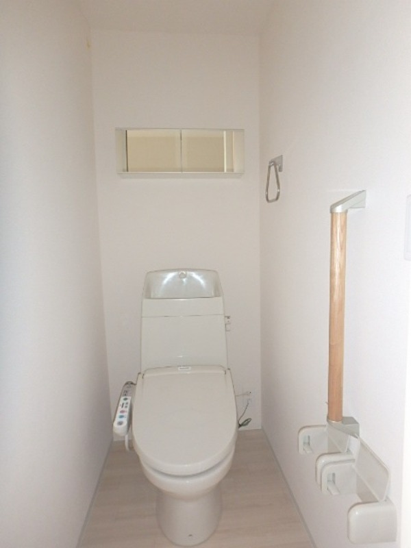 トイレ　図面と現状に相違がある場合には現状を優先