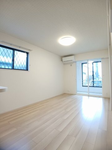 居室・リビング　ゆったりとした居間です