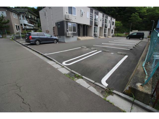 駐車場　駐車場