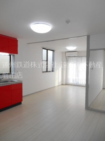 居室・リビング　※他部屋参照、現況優先