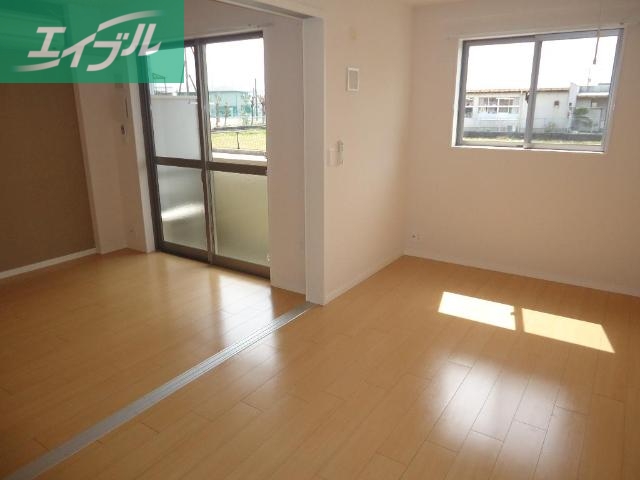 バルコニー　洋室