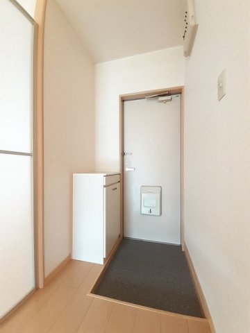 玄関　シンプルで使いやすい玄関です