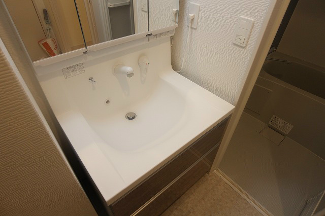 洗面設備　洗面です。※同物件参考写真です。