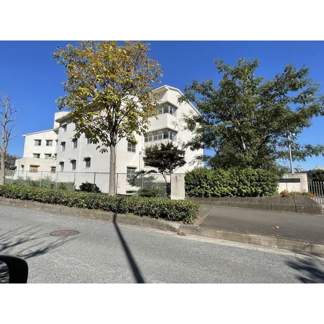 小学校　厚木市立森の里小学校（小学校）まで598m