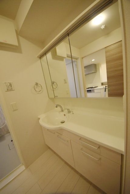 洗面設備　★お部屋探しは是非、当店千歳烏山店まで★