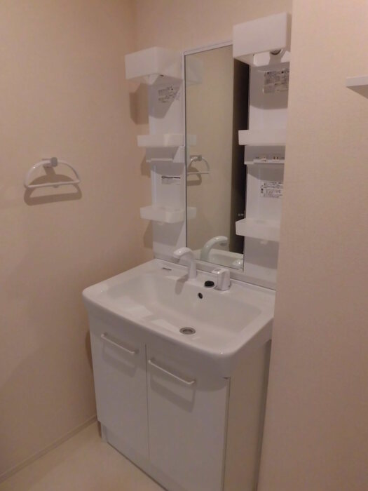 洗面設備　広い洗面スペースです★