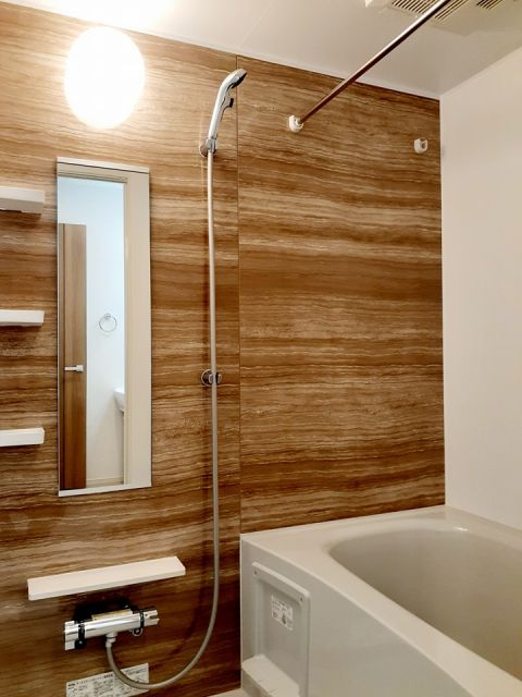 バス・シャワールーム