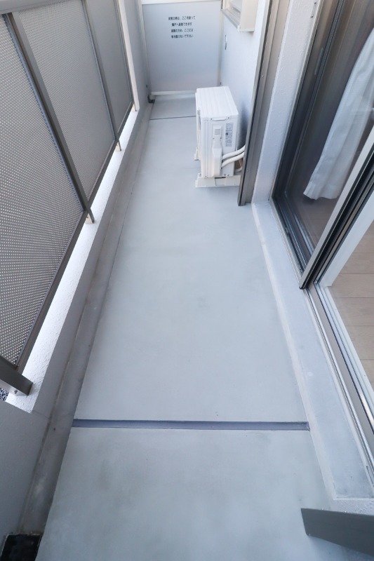 バルコニー　図面と現状に相違がある場合には現状を優先