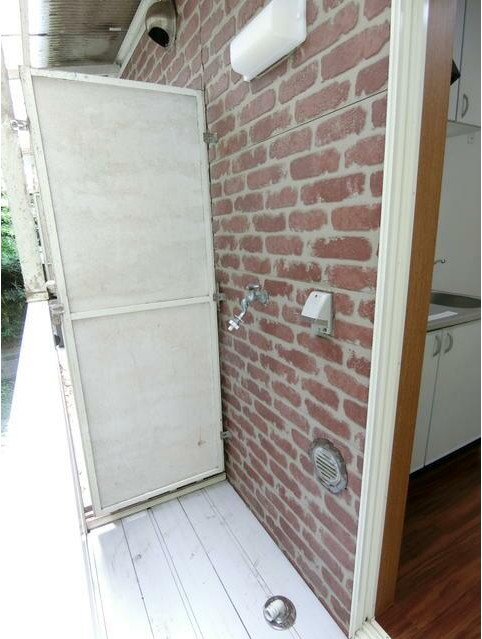 バルコニー　便利で嬉しいバルコニー付きです♪