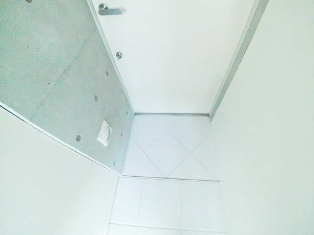 玄関　玄関スペースは確保されています。