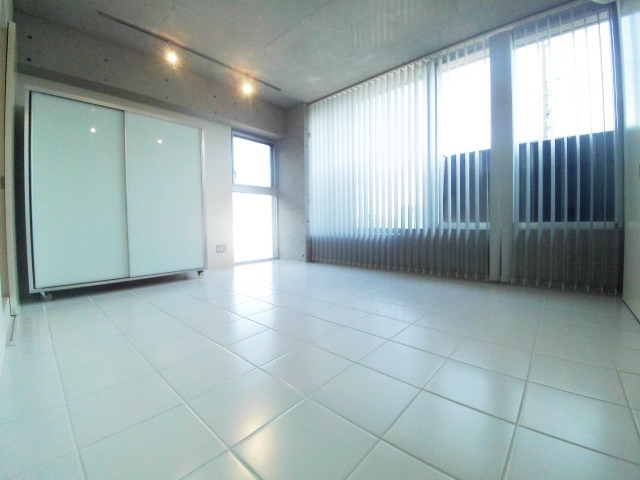 居室・リビング　お洒落な室内です。