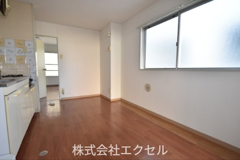 居室・リビング　7.5帖のダイニングキッチンです。