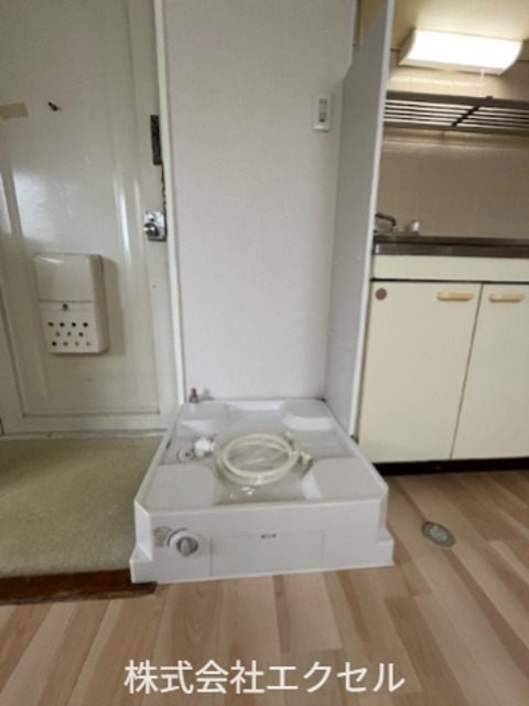 その他　室内洗濯機置場です。