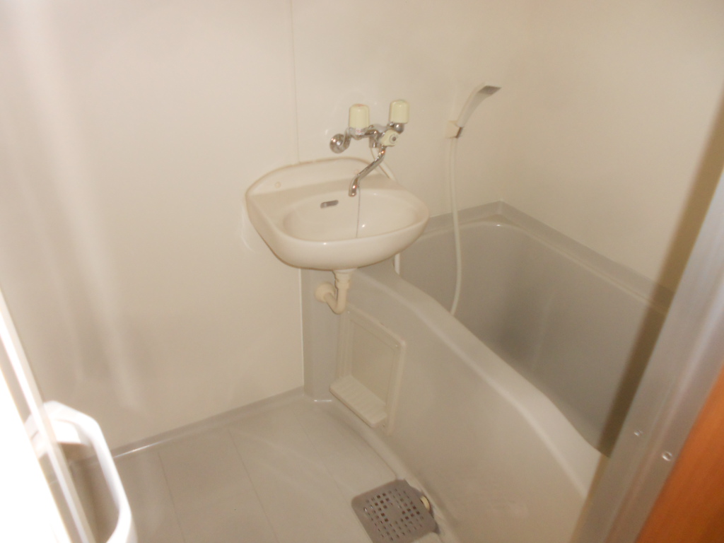 バス・シャワールーム　反転タイプ