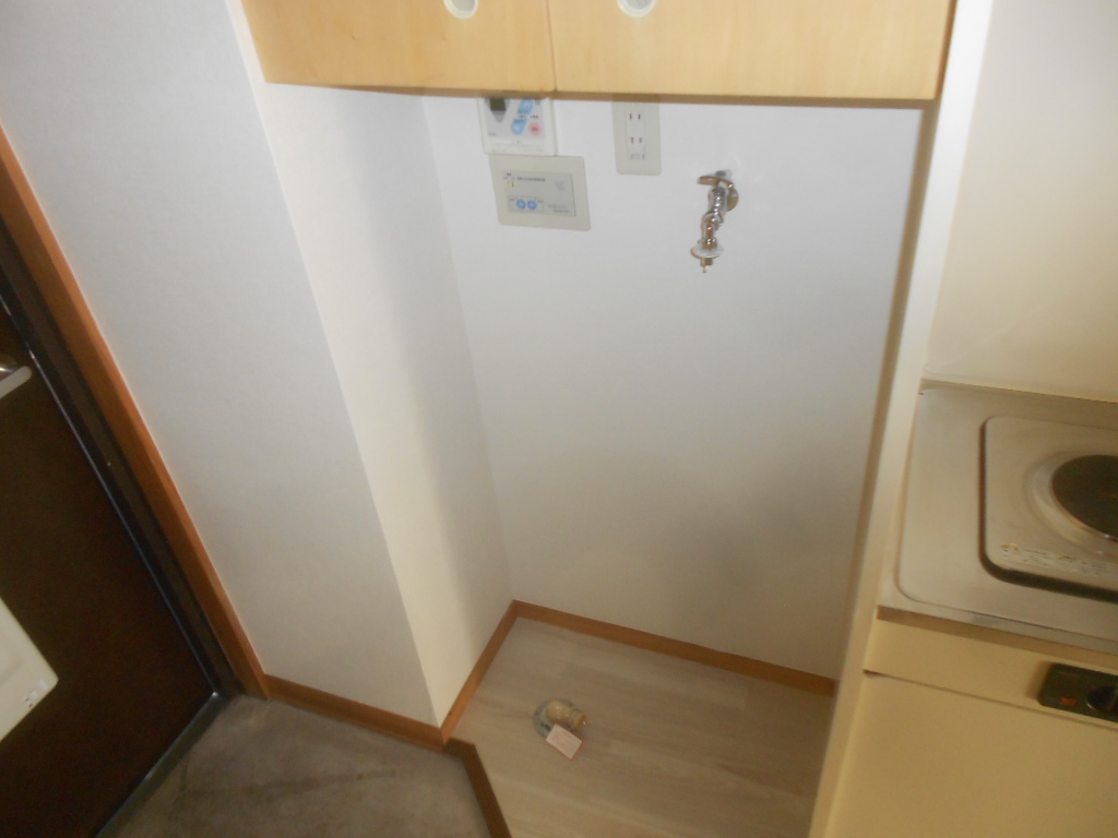 洗面設備　反転タイプ　洗濯機置場