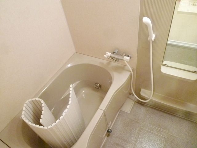 バス・シャワールーム　★追い焚き機能★