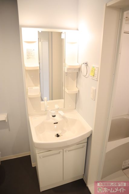 洗面設備　同仕様