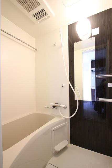 バス・シャワールーム　☆ゆったりくつろげるお風呂☆