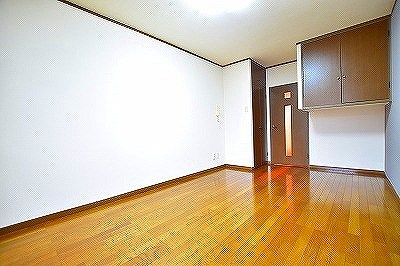 居室・リビング　★洋室7帖★(クロス現状優先)