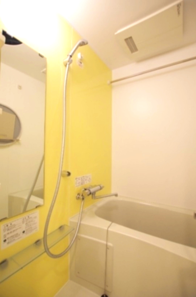 バス・シャワールーム　風呂