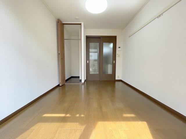 居室・リビング　★南向きで陽当り良好です★