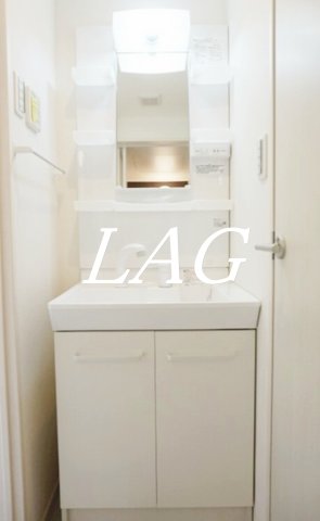 洗面設備　洗面台です。