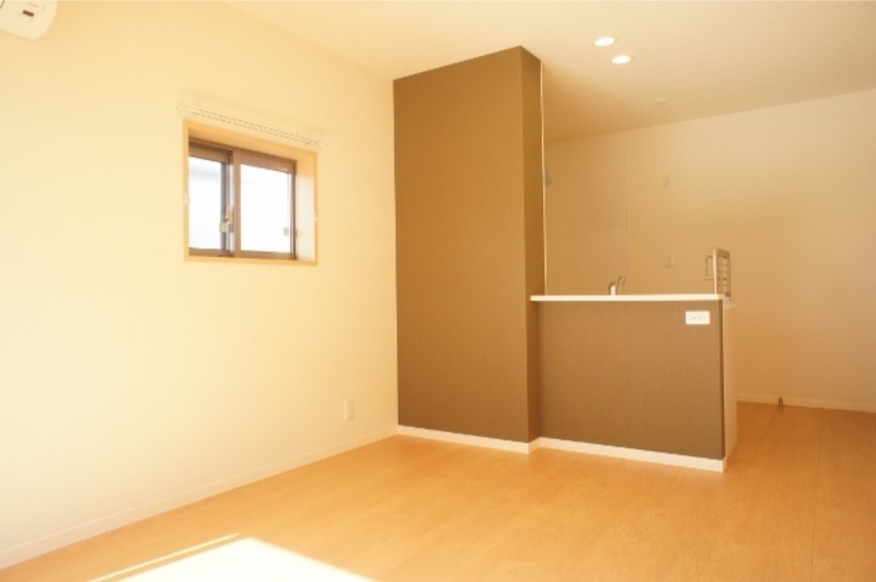 居室・リビング　図面と現状に相違がある場合には現状を優先