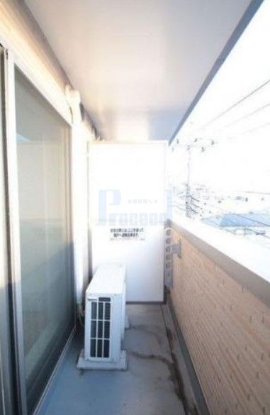 バルコニー　うれしいバルコニー付き！