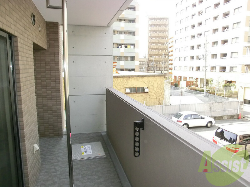 バルコニー　明るいバルコニーです