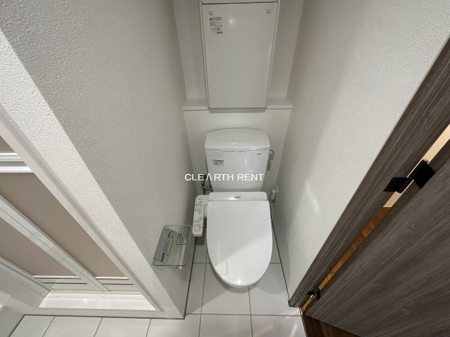 トイレ　同タイプ別住戸写真となります。現況と異なる場合がございます。