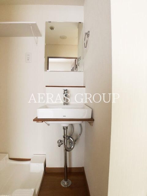 洗面設備　同仕様