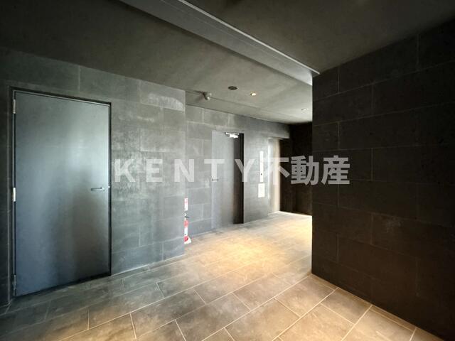 ロビー　落ち着いたロビーです