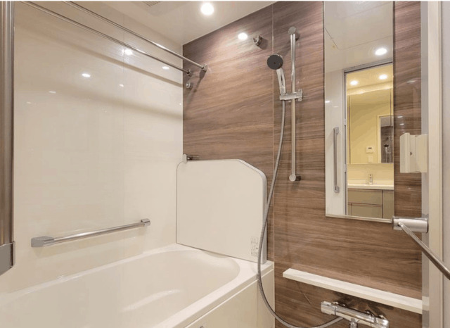 バス・シャワールーム