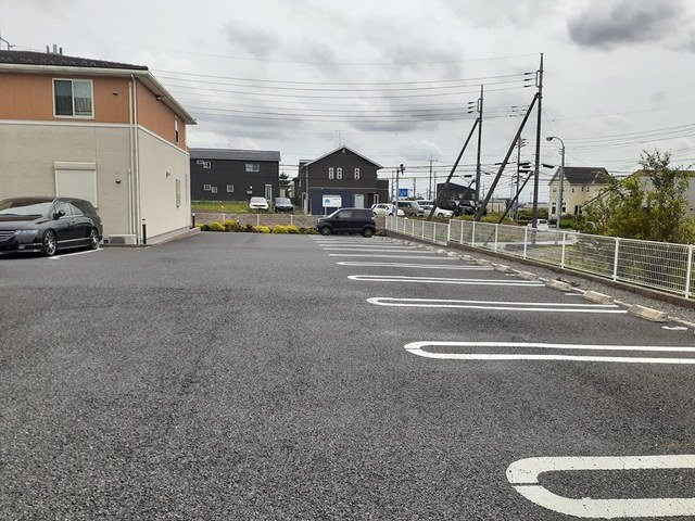 駐車場　駐車スペースもあります