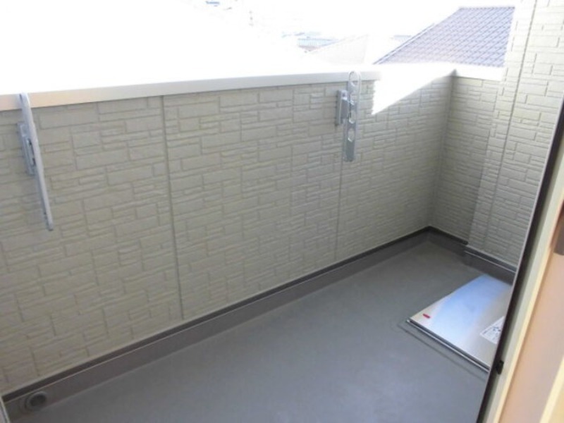 バルコニー　図面と現状に相違がある場合には現状を優先