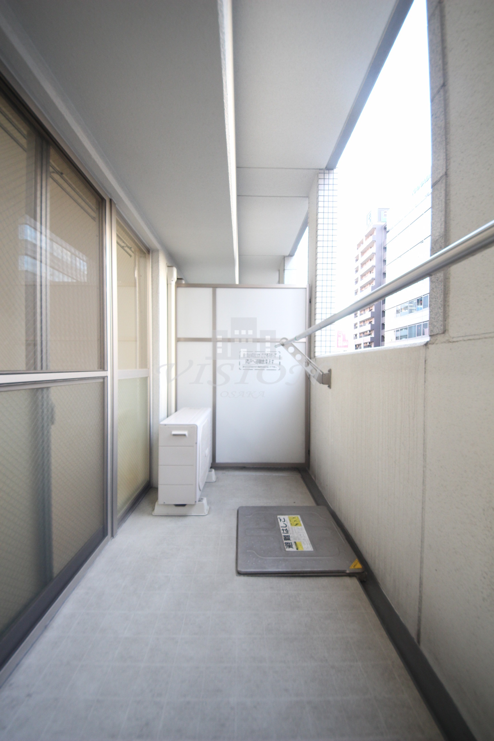 バルコニー　室内写真は別タイプのものです