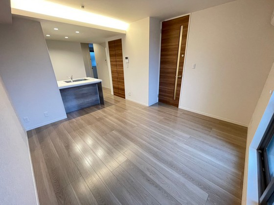 居室・リビング　※別部屋の写真です