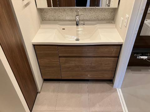 洗面設備　洗髪洗面化粧台