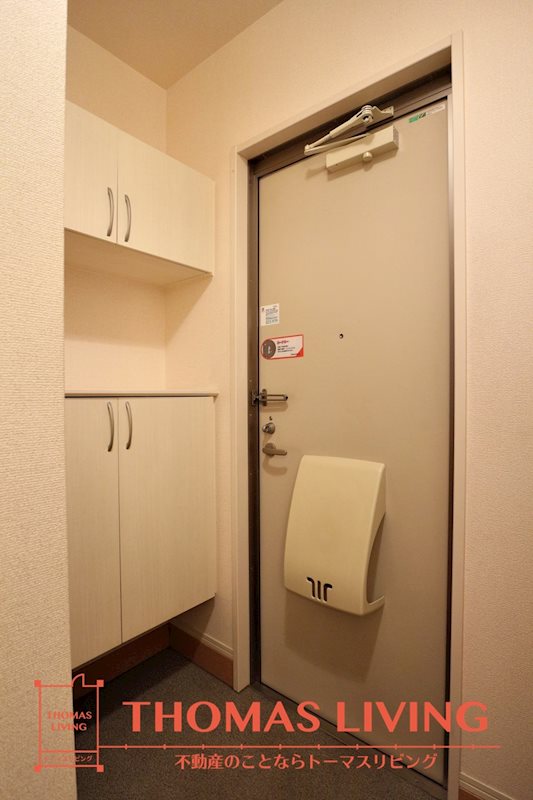 玄関　シューズボックス付です。