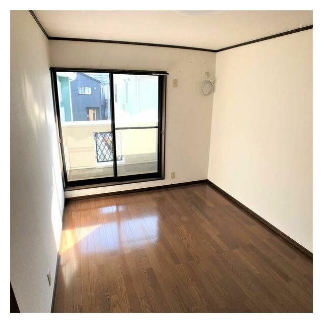 居室・リビング　物件画像