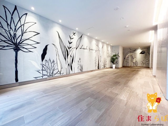 エントランス　共用部の印象も大切に