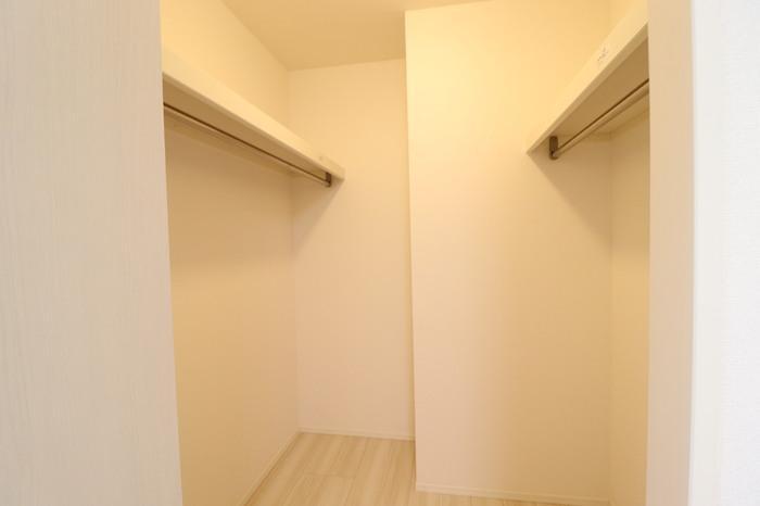収納　ウォークインクローゼット