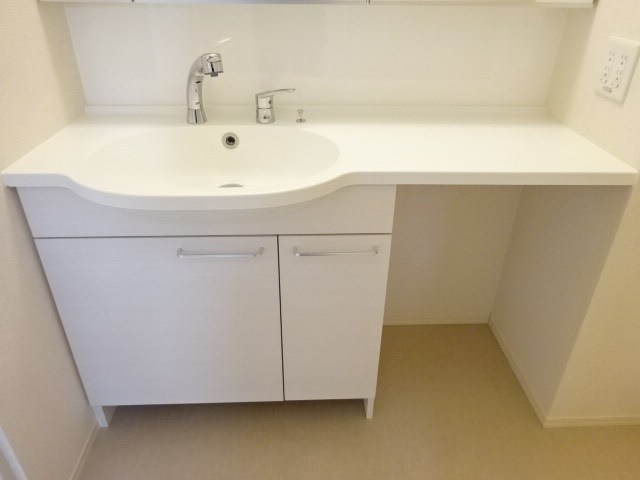 洗面設備　参考写真