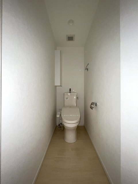 トイレ　落ち着いたトイレです