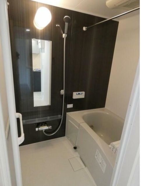 バス・シャワールーム　浴室