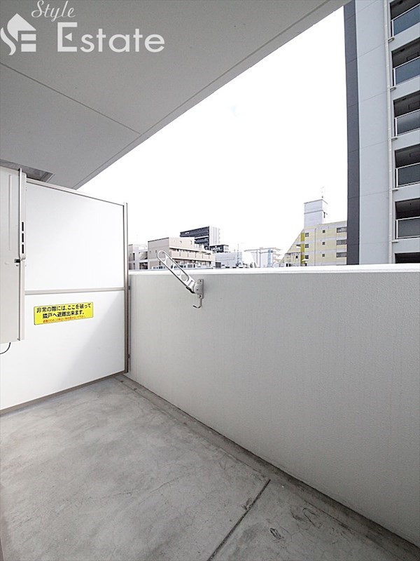 バルコニー　バルコニー