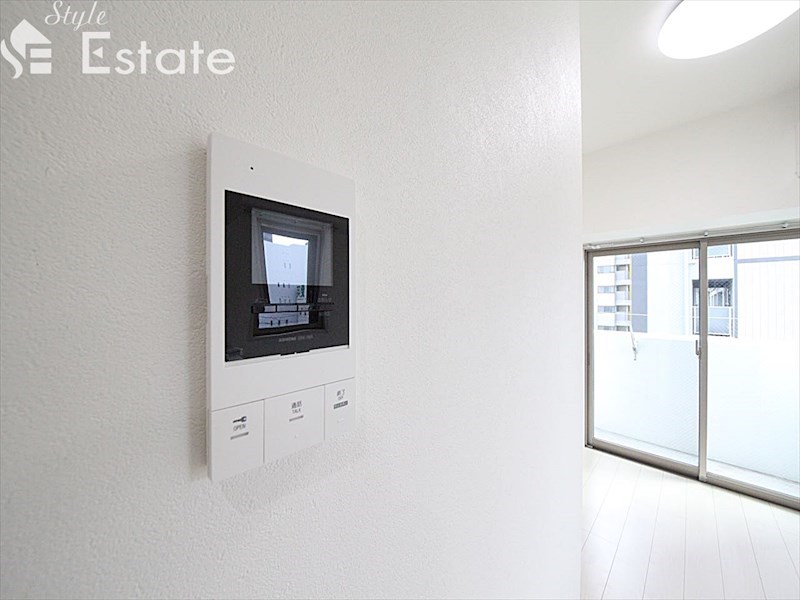 セキュリティ　モニター付きインターホン